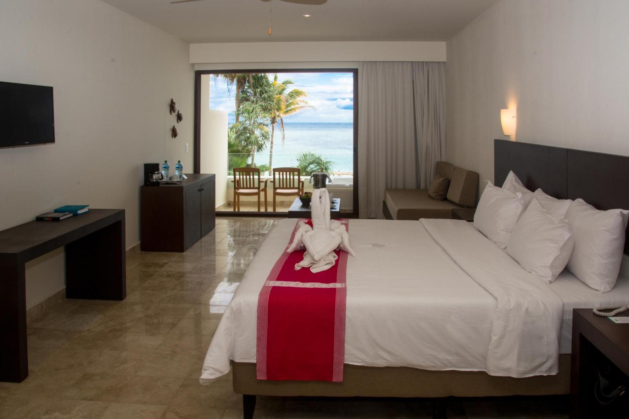 Junior Suite Ocean Front