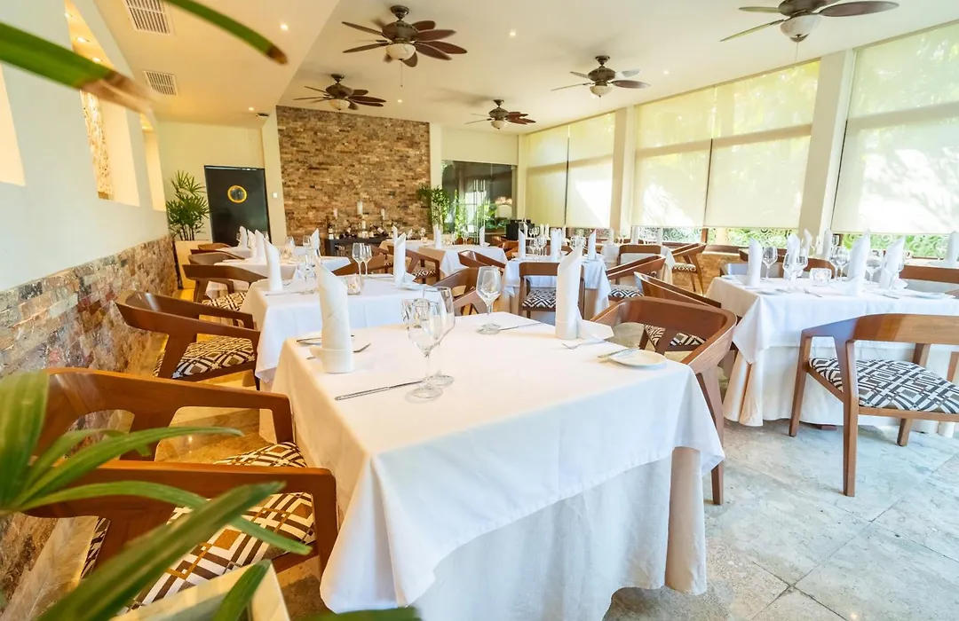 Akumal Bay Beach & Spa Resort-1